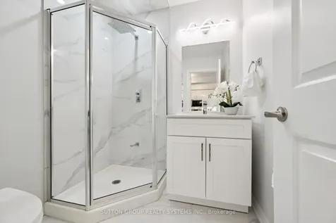 245 Dalesford Road Toronto ON M8Y 4H7