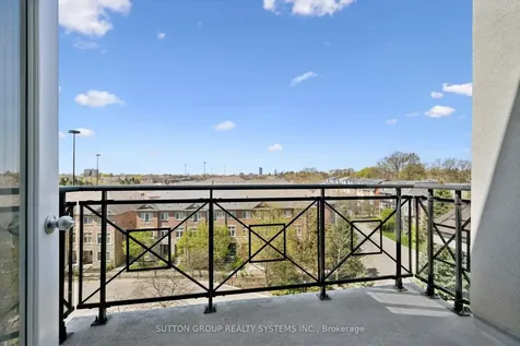 245 Dalesford Road Toronto ON M8Y 4H7