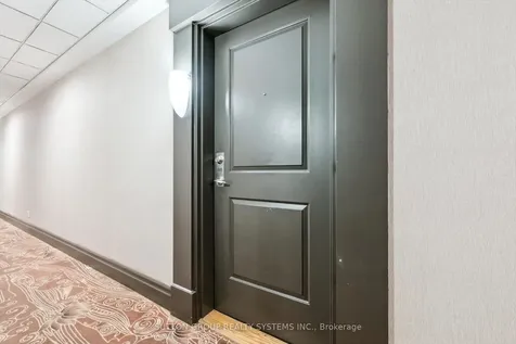 245 Dalesford Road Toronto ON M8Y 4H7