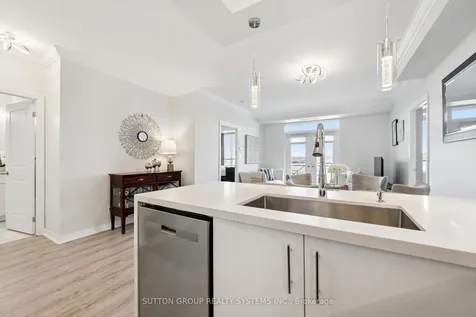 245 Dalesford Road Toronto ON M8Y 4H7