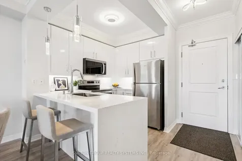 245 Dalesford Road Toronto ON M8Y 4H7