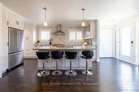 272 Oriole Court Milton ON L9T 3R4