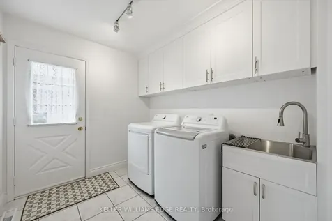 314 Lakeview Avenue Burlington ON L7N 1Z1