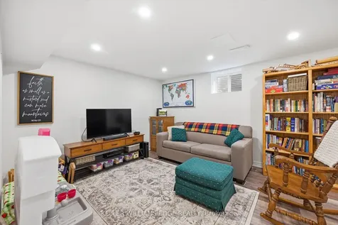 314 Lakeview Avenue Burlington ON L7N 1Z1