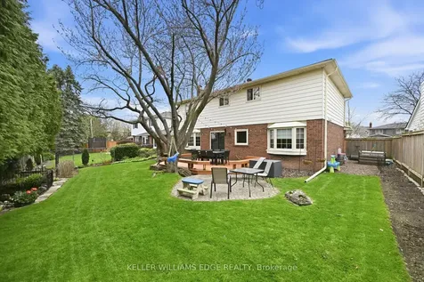 314 Lakeview Avenue Burlington ON L7N 1Z1