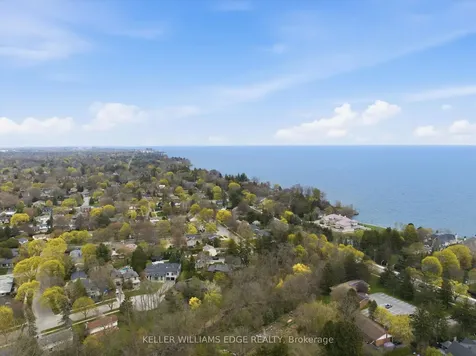 314 Lakeview Avenue Burlington ON L7N 1Z1