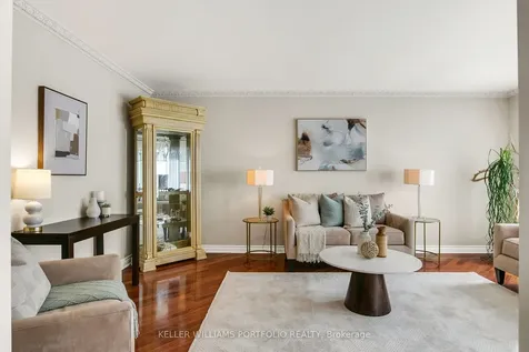 4 Neiltree Court Toronto ON M9C 5C3