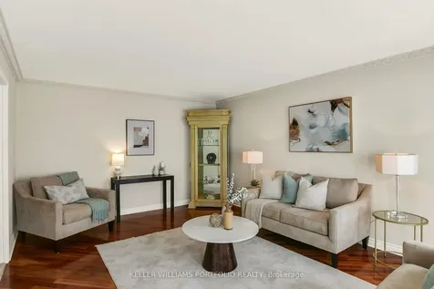 4 Neiltree Court Toronto ON M9C 5C3