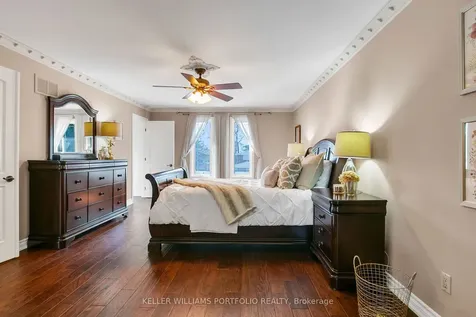 4 Neiltree Court Toronto ON M9C 5C3