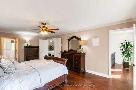 4 Neiltree Court Toronto ON M9C 5C3