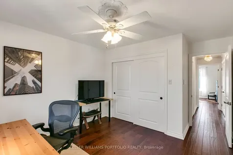 4 Neiltree Court Toronto ON M9C 5C3