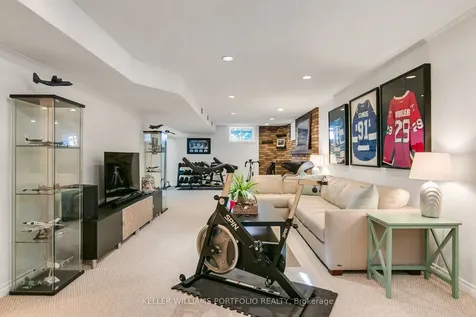 4 Neiltree Court Toronto ON M9C 5C3