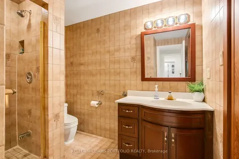 4 Neiltree Court Toronto ON M9C 5C3