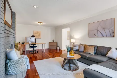4 Neiltree Court Toronto ON M9C 5C3