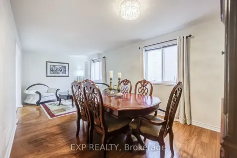 7 Flaming Oak Court Brampton ON L6Y 4G5