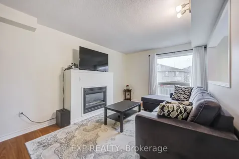 7 Flaming Oak Court Brampton ON L6Y 4G5