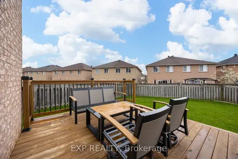 7 Flaming Oak Court Brampton ON L6Y 4G5