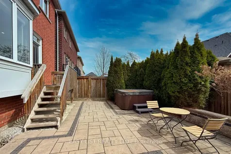 68 Jolana Crescent Halton Hills ON L7G 0G4