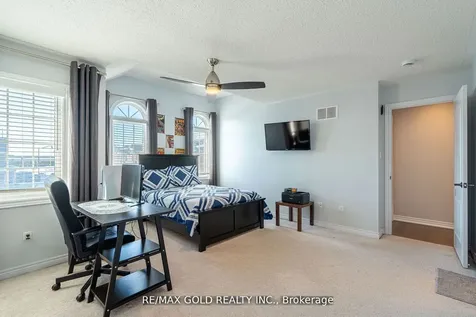 10 Spokanne Street Brampton ON L6R 4A2
