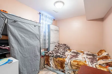 10 Spokanne Street Brampton ON L6R 4A2