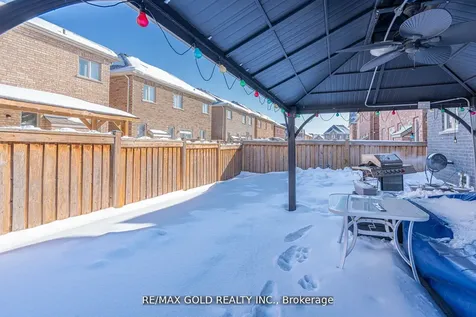 10 Spokanne Street Brampton ON L6R 4A2