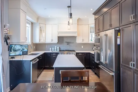 10 Spokanne Street Brampton ON L6R 4A2