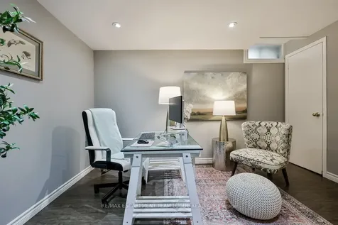 2485 Newport Street Burlington ON L7M 3X7