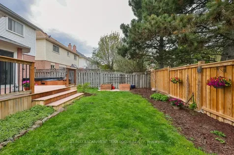 2485 Newport Street Burlington ON L7M 3X7
