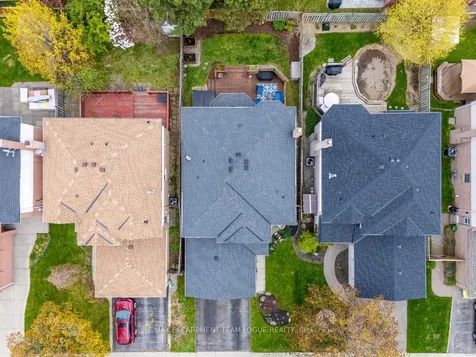 2485 Newport Street Burlington ON L7M 3X7