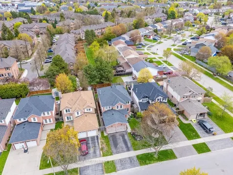 2485 Newport Street Burlington ON L7M 3X7