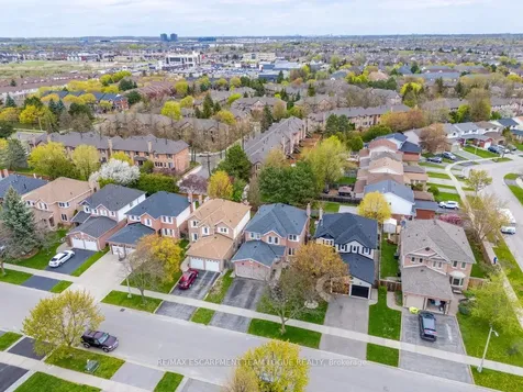 2485 Newport Street Burlington ON L7M 3X7