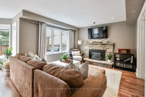 2485 Newport Street Burlington ON L7M 3X7