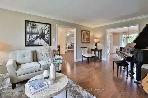 1115 Talka Court Mississauga ON L5C 1B1