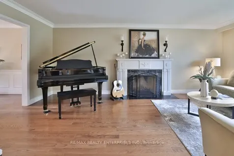 1115 Talka Court Mississauga ON L5C 1B1