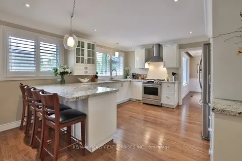 1115 Talka Court Mississauga ON L5C 1B1
