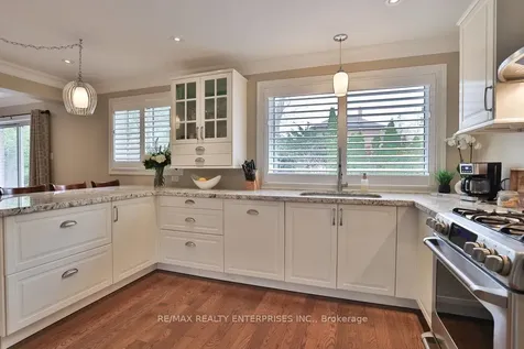 1115 Talka Court Mississauga ON L5C 1B1