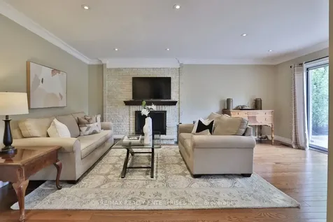 1115 Talka Court Mississauga ON L5C 1B1