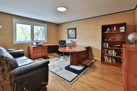 1115 Talka Court Mississauga ON L5C 1B1