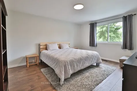 1115 Talka Court Mississauga ON L5C 1B1
