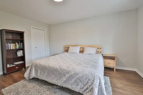 1115 Talka Court Mississauga ON L5C 1B1