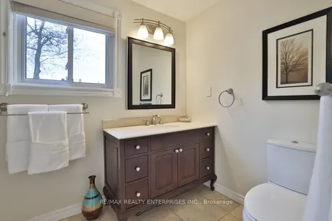 1115 Talka Court Mississauga ON L5C 1B1