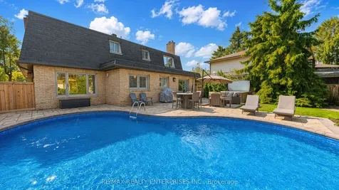 1115 Talka Court Mississauga ON L5C 1B1