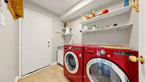 6406 Sapling Trail Mississauga ON L5N 7A4
