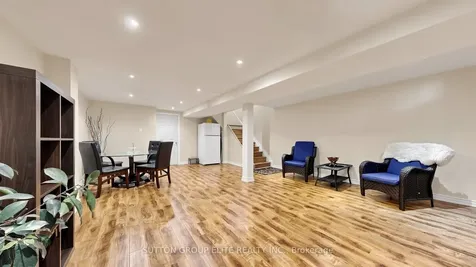 6406 Sapling Trail Mississauga ON L5N 7A4