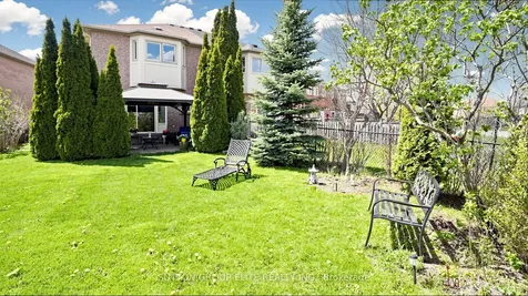6406 Sapling Trail Mississauga ON L5N 7A4
