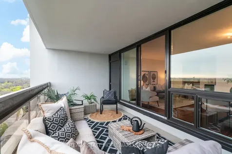 100 Quebec Avenue Toronto ON M6P 4B8
