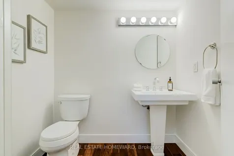100 Quebec Avenue Toronto ON M6P 4B8