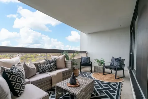 100 Quebec Avenue Toronto ON M6P 4B8
