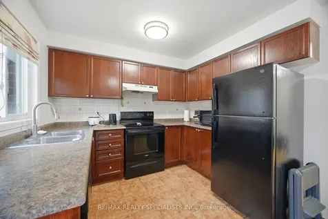 44 Galtee Road Brampton ON L6X 0J5
