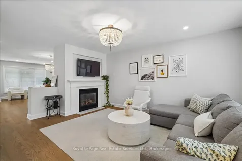 2347 Hollybrook Drive Oakville ON L6M 4T6